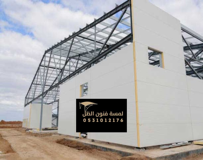 ألواح ساندوتش بانل قوية وعمر طويل